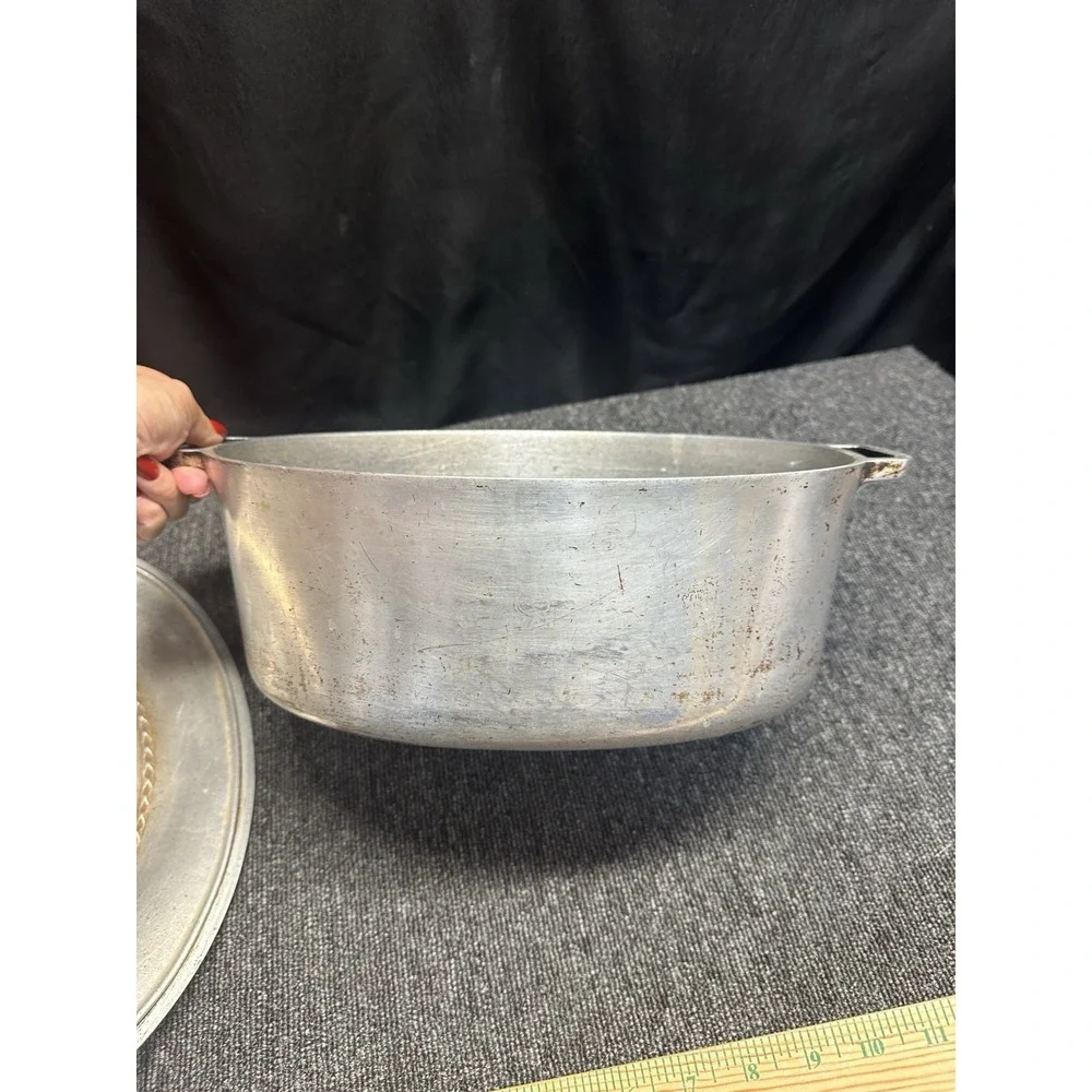 Vintage Super Maid Cookware Aluminum Pot With Lid Dutch Oven Roaster Pan Stock